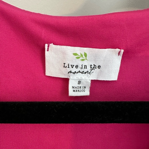 Live in the moment Tank - Picture 4 of 7